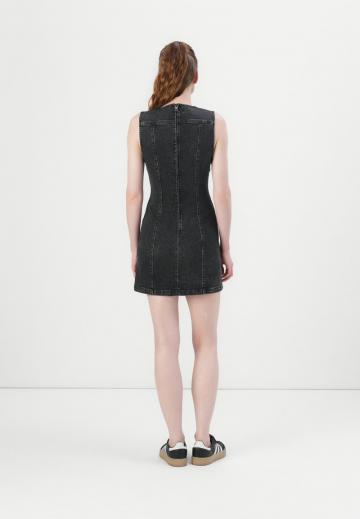 Джинсовое платье