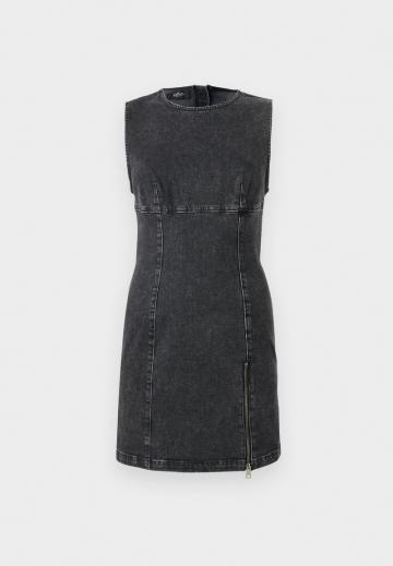 Джинсовое платье