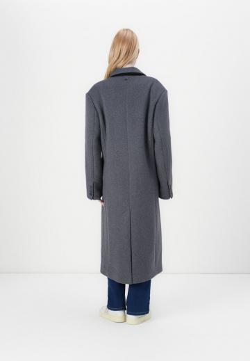 Шерстяное пальто