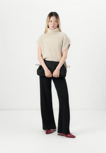 Пуловер с коротким рукавом