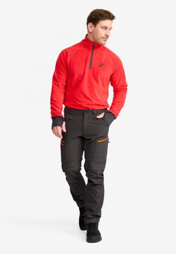 Брюки с накладными карманами