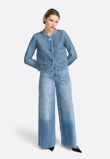 Джинсовая куртка