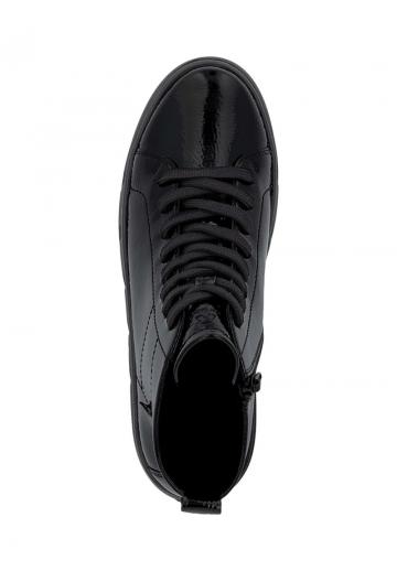 Сапожки на танкетке