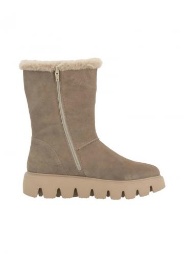 Зимние ботинки