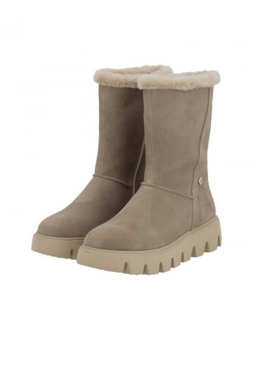 Зимние ботинки