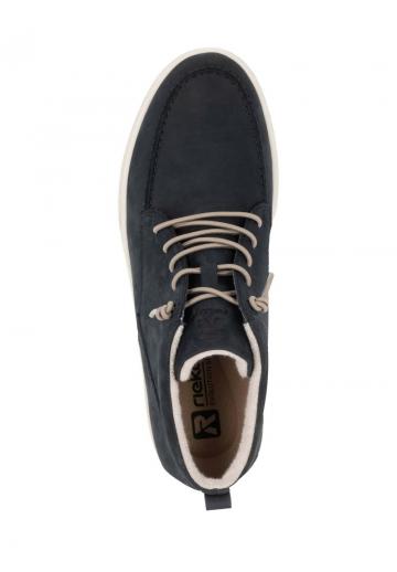 Зимние ботинки