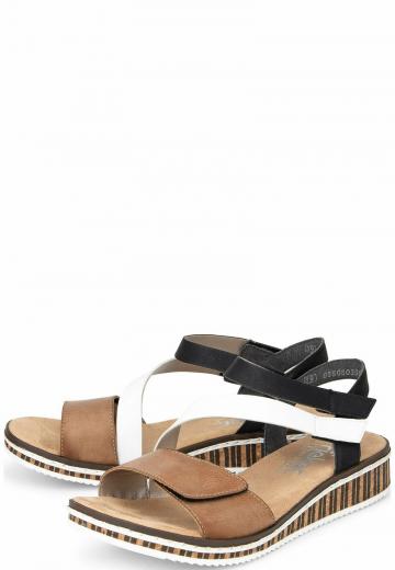 Туфли на танкетке