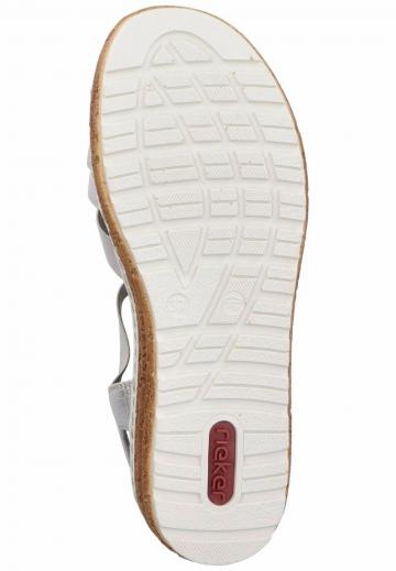 Босоножки на танкетке