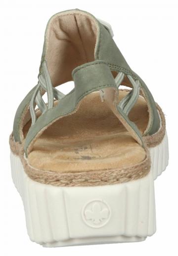 Босоножки на танкетке