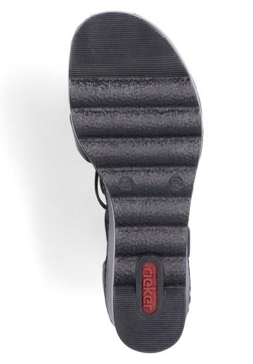 Босоножки на танкетке