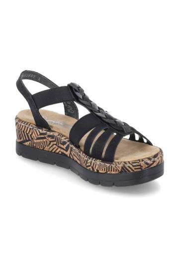 Босоножки на танкетке