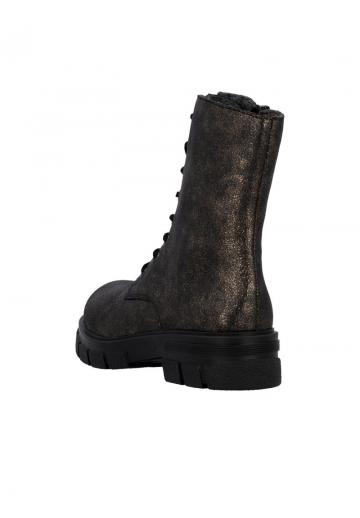 Ботинки на шнуровке