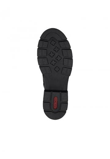 Ботинки на шнуровке