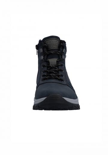 Зимние ботинки