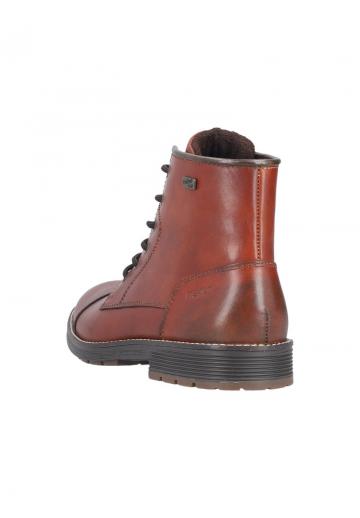 Ботинки на шнуровке