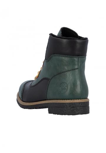 Ботинки на шнуровке