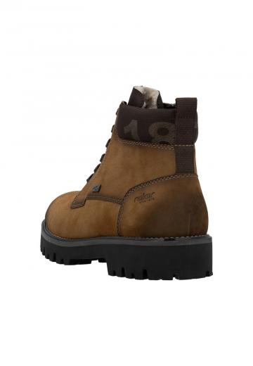 Ботинки на шнуровке