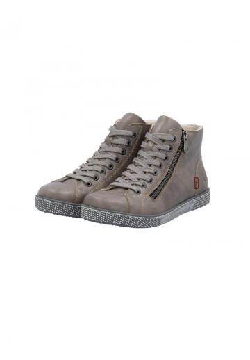 Ботинки на шнуровке