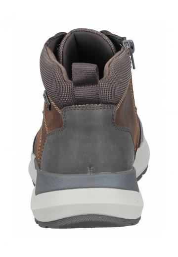 Ботинки на шнуровке