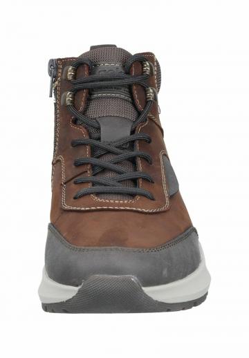 Ботинки на шнуровке