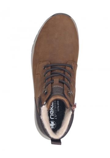 Зимние ботинки