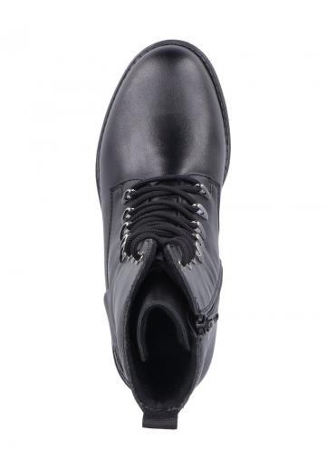 Ботинки на шнуровке
