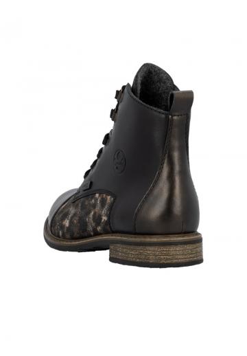 Широкие сапоги