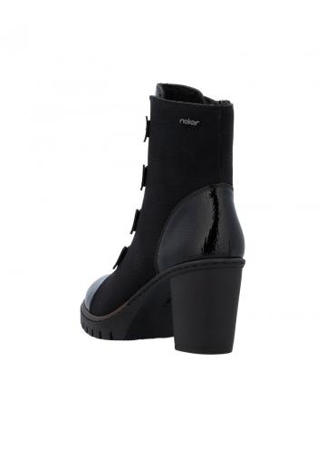 Полусапожки на высоком каблуке