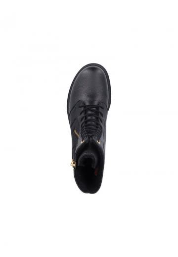 Зимние ботинки