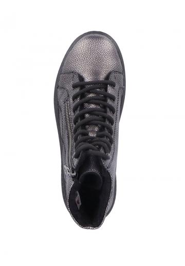 Ботинки на шнуровке