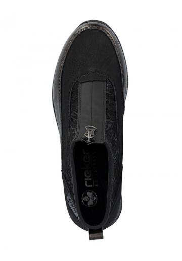 Сапожки на танкетке