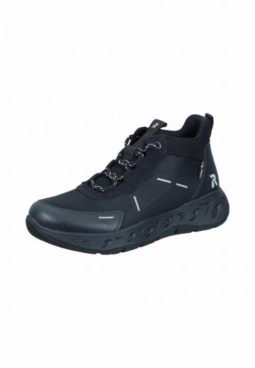 Ботинки на шнуровке