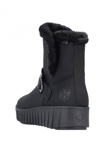 Сапожки на танкетке