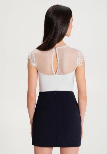 Кружевная блузка