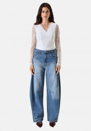 Кружевная блузка