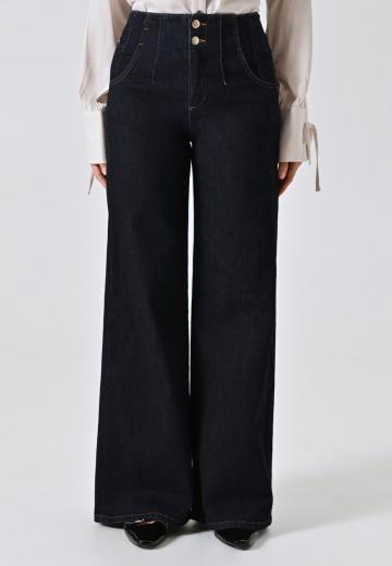Клешеные джинсы