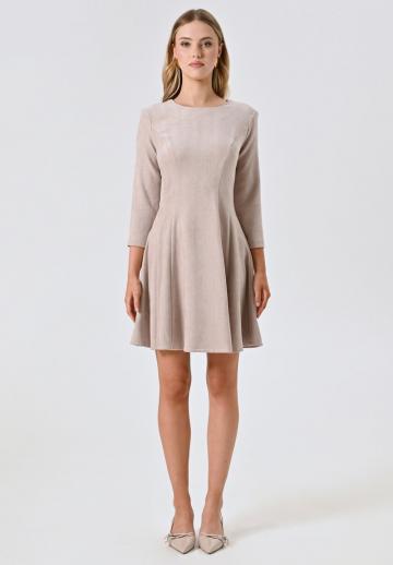 Короткое платье