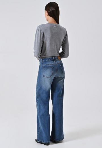 Свободные джинсы