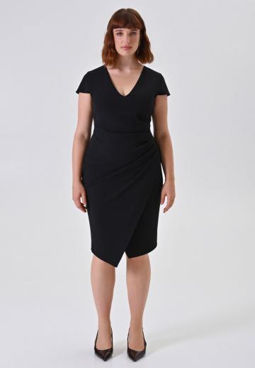 Платье футляр