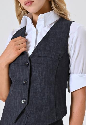 Джинсовая жилетка