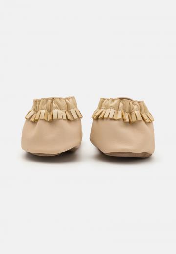 Детская обувь