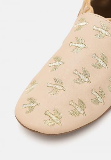 Детская обувь