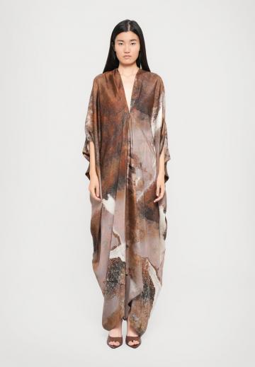 Длинное платье