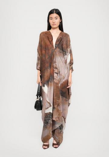 Длинное платье