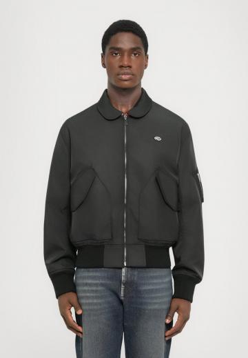 Куртка бомбер