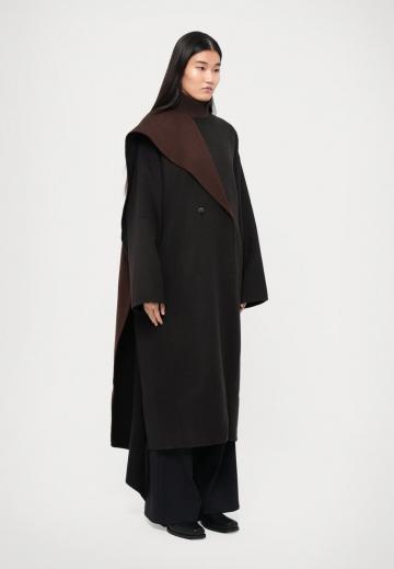 Шерстяное пальто