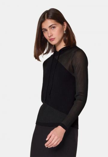 Пуловер с капюшоном