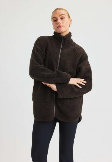 Спортивная куртка