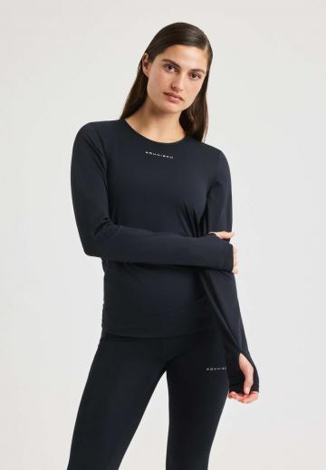 Спортивный топ