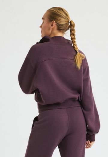 Спортивная толстовка